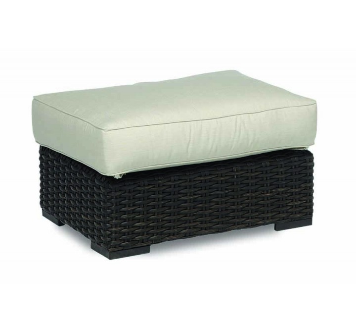 Cardiff Wicker Ottoman With Cushions