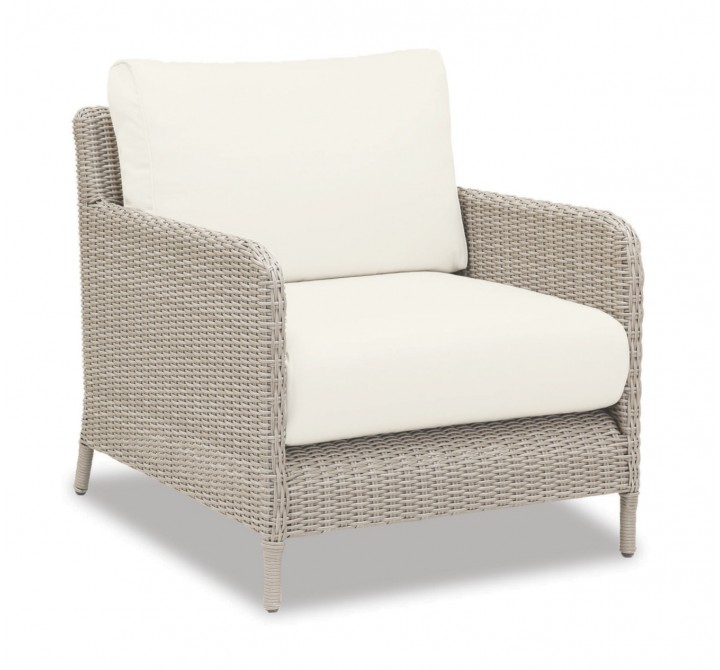 Manhattan Wicker Club Chair With Cushions In Linen Canvas With Self Welt
