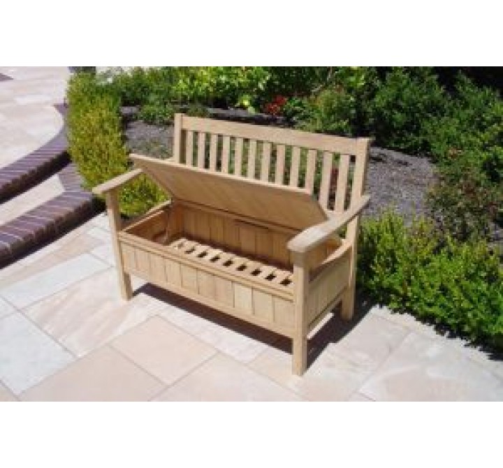 Lanza Roble Wood Storage Bench