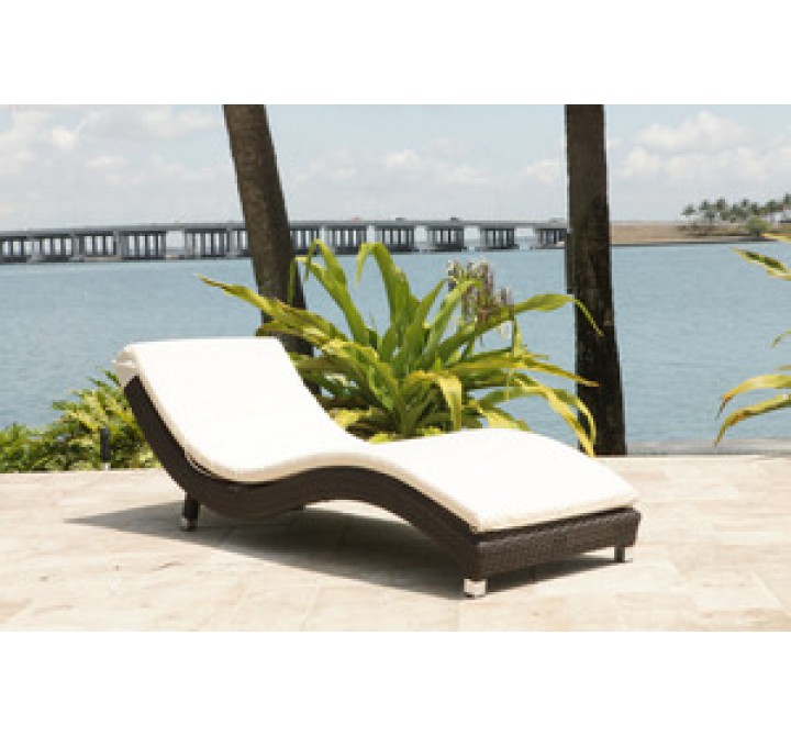 Source Outdoor Wave Chaise Lounge