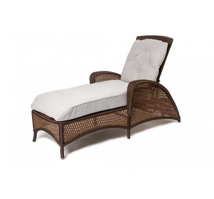 Grand Traverse Chaise - Angled