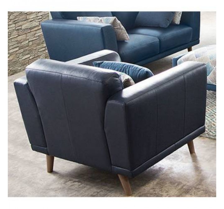 Diamond Sofa Magnetic Leatherette Accent Chair