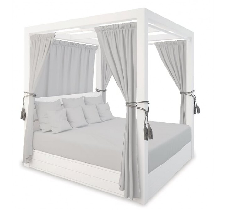  Newport Resort King Daybed in Vinyl