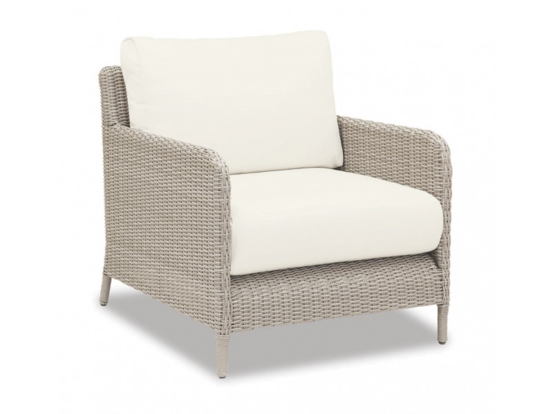 Manhattan Wicker Club Chair With Cushions In Linen Canvas With Self Welt