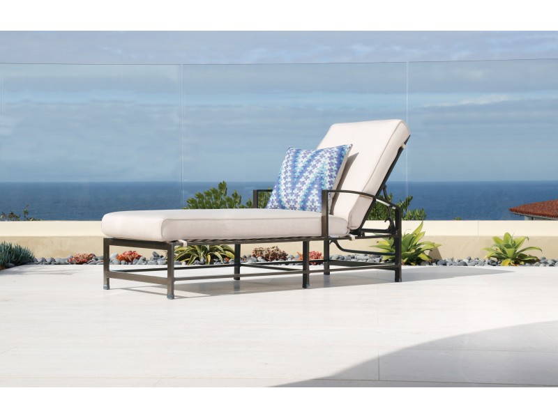 La Jolla Aluminum Chaise With Cushions In Canvas Flax With Self Welt