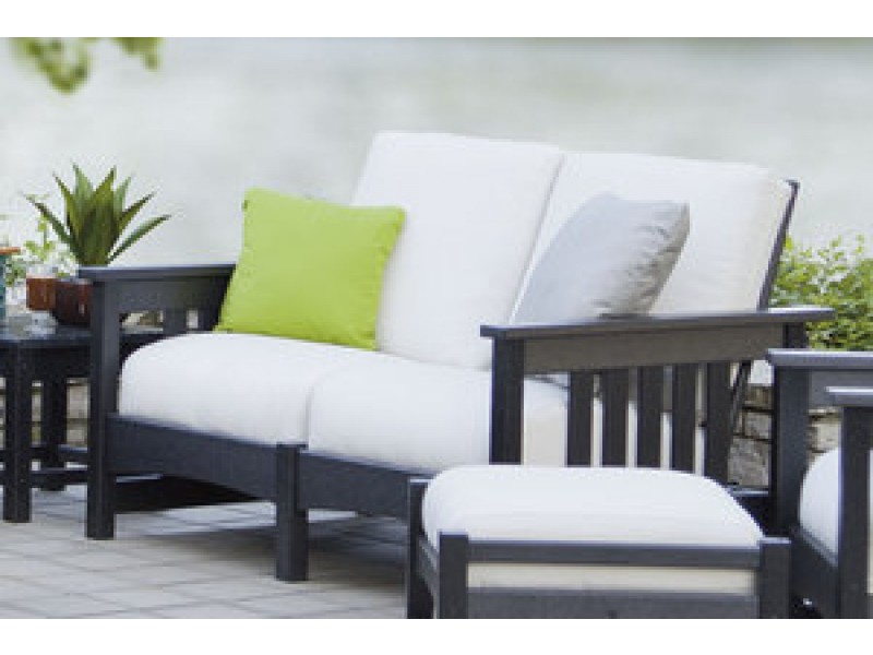 POLYWOOD¨ Mission Settee