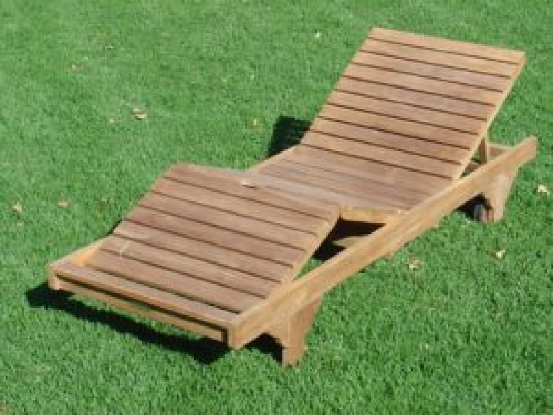 Lanza Teakwood Chaise Lounger