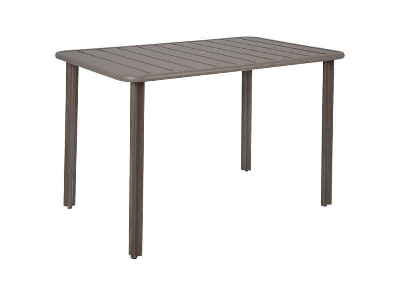Vista 4-Leg Table In Powder Coated Aluminum 32" x 48"