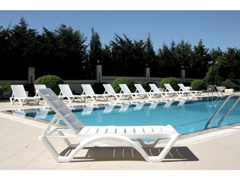 Aqua Pool Chaise Lounge White