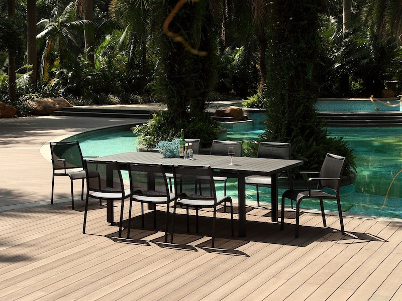 Whiteline Modern Living Alum Indoor / Outdoor Extendable Dining Table