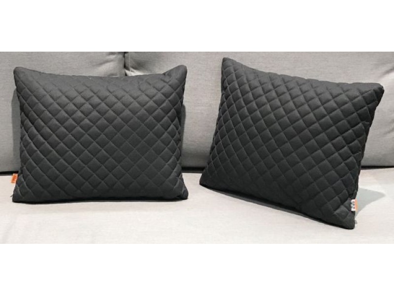 Primavera All-weather Scatter Diamond Stitch Pillows - Carbon - Lifestyle 2