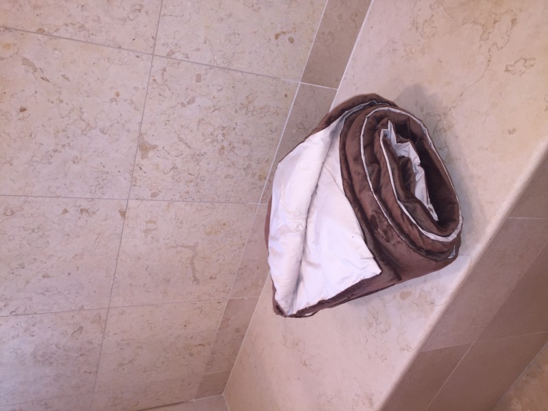 Ultra Soft Aloe Vera Infusd Reversible Microplush Throw