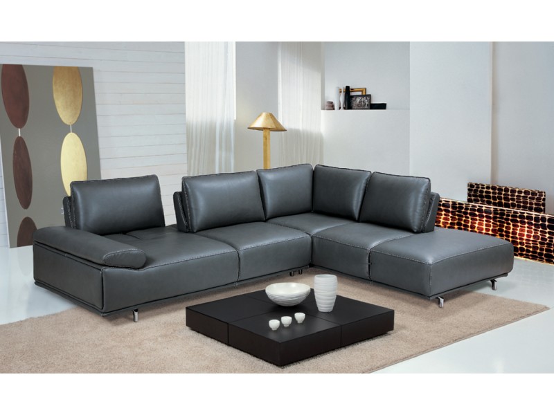 Roxanne Right Hand Facing Sectional In Dark Grey - Lifestyle