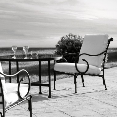 Sifas In-Outdoor Kross Cocktail Table Incl. Glass Top Hover
