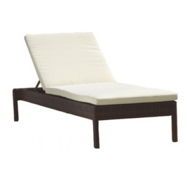 Source Outdoor Manhattan Chaise Lounge