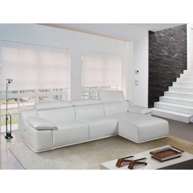  Isabel Right Hand Facing Sectional In White - Lifestyle