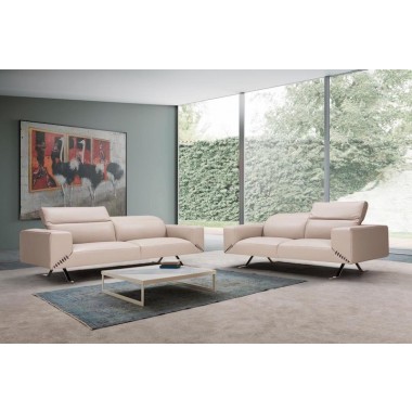 Bellini Modern Living Silvio Loveseat
