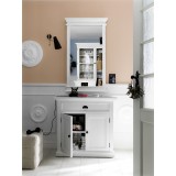 Nova Solo Portrait Mirror - Lifestyle