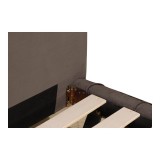 Moe's Home Collection Manilla Queen Bed