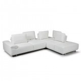Roxanne Right Hand Facing Sectional In White - White BG